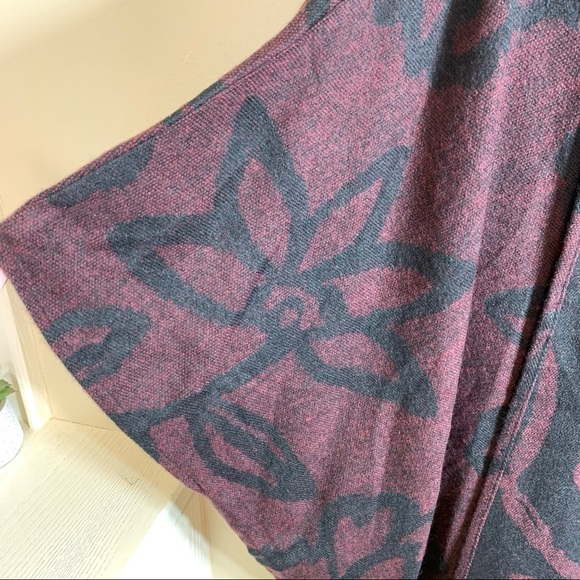 Cleobella Sevigny Capelet Tassel Shawl Poncho Cape Cardigan in Bordeaux - Picture 8 of 14